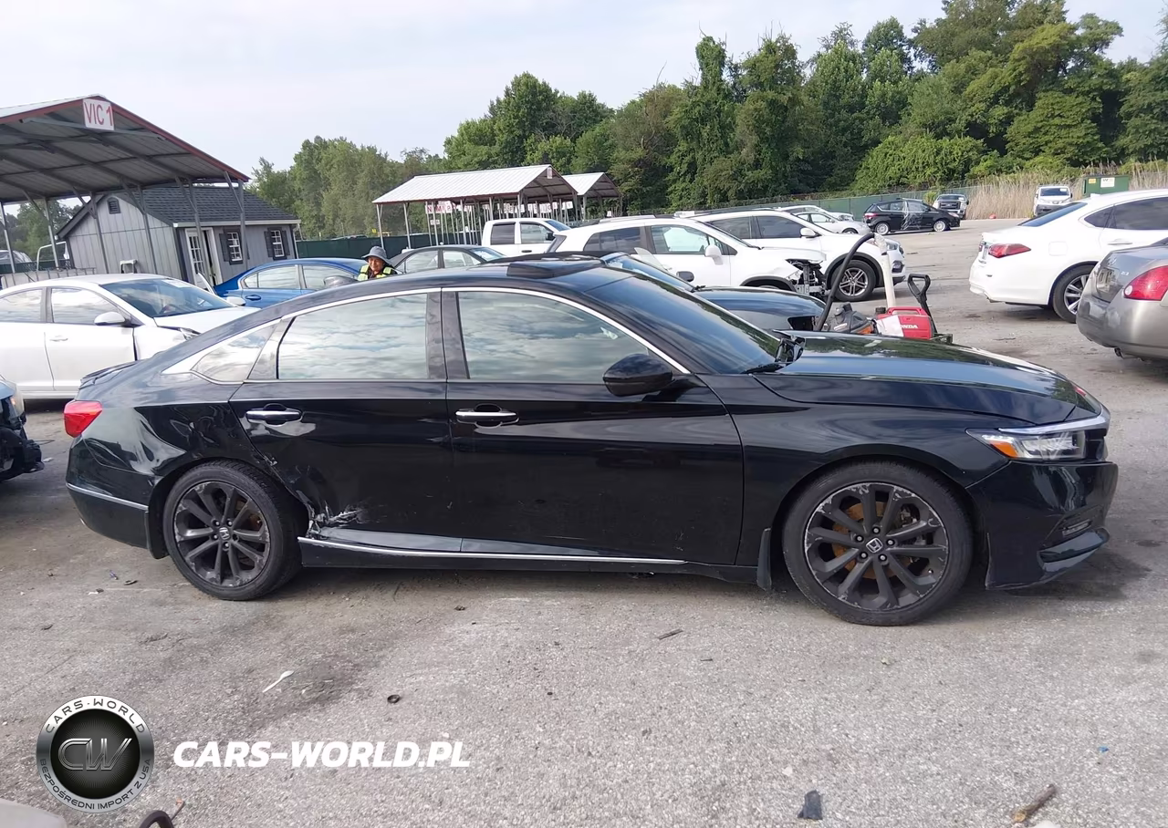 2018 Honda Accord Touring VIN:1HGCV1F99JA107023 - 13