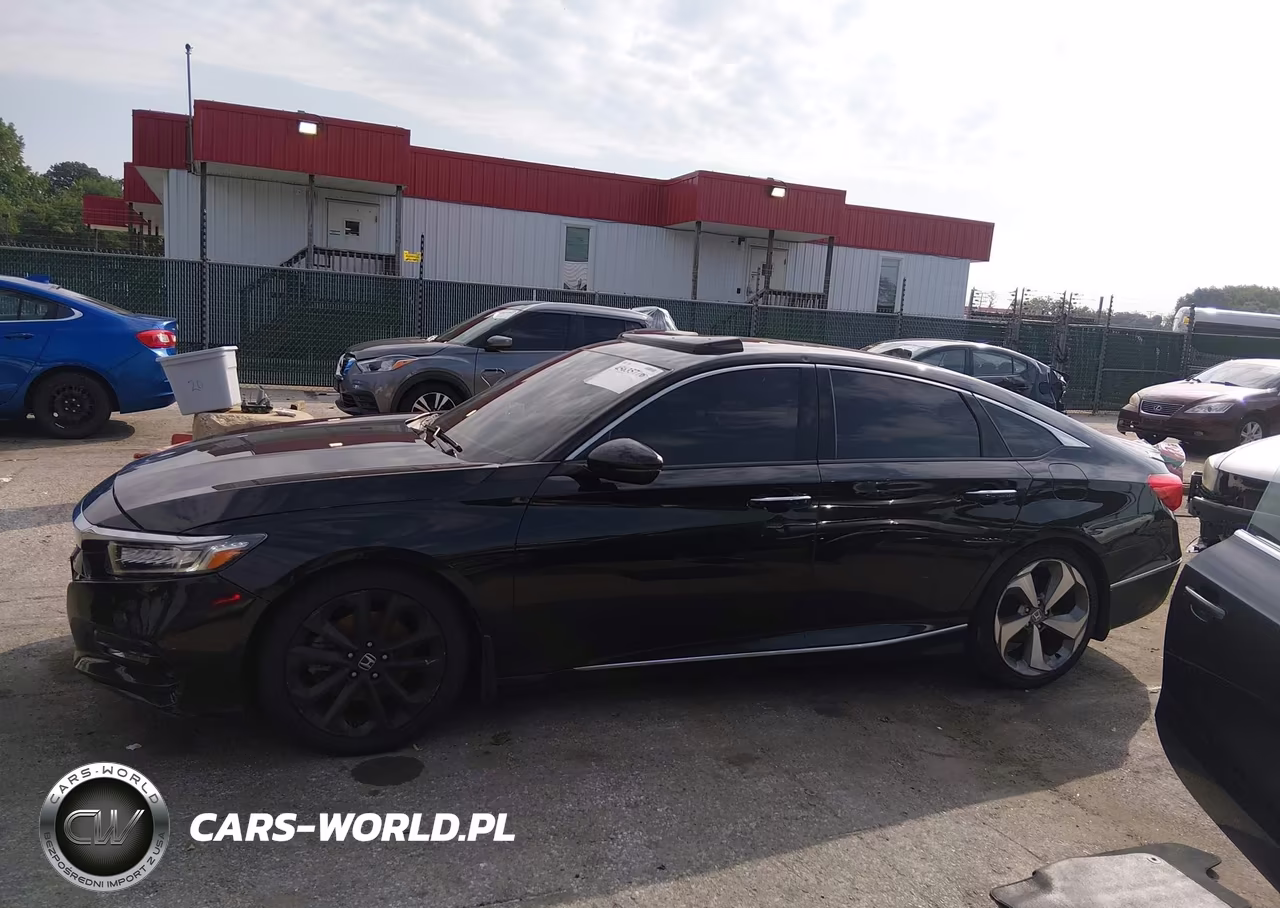 2018 Honda Accord Touring VIN:1HGCV1F99JA107023 - 14