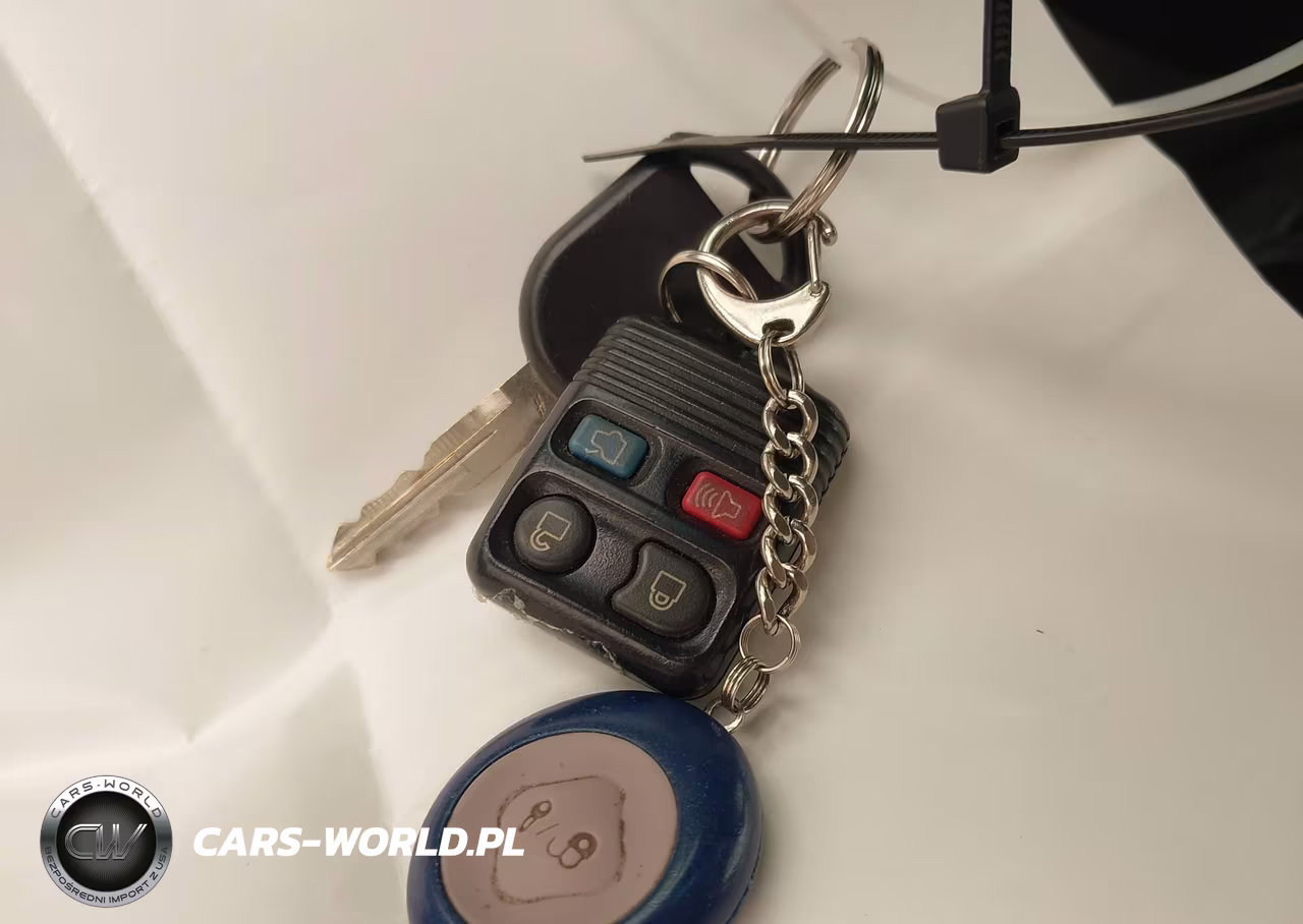 2007 Ford Focus S-Se-Ses VIN:1FAFP34N67W135851 - 11