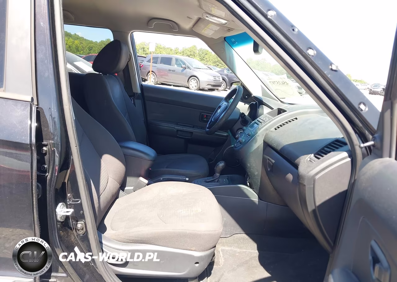 2012 Kia Soul VIN:KNDJT2A5XC7464300 - 5