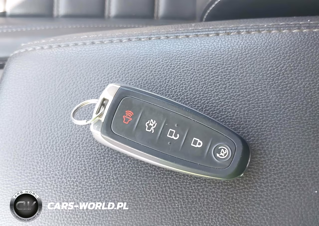 2019 Ford Escape Sel VIN:1FMCU9HD9KUA42946 - 11