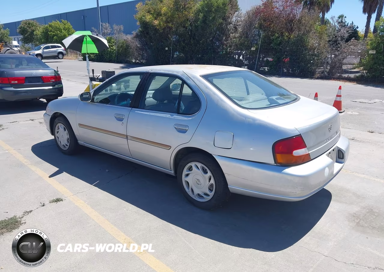 1998 Nissan Altima Gle-Gxe-Se-Xe VIN:1N4DL01D4WC225240 - 3