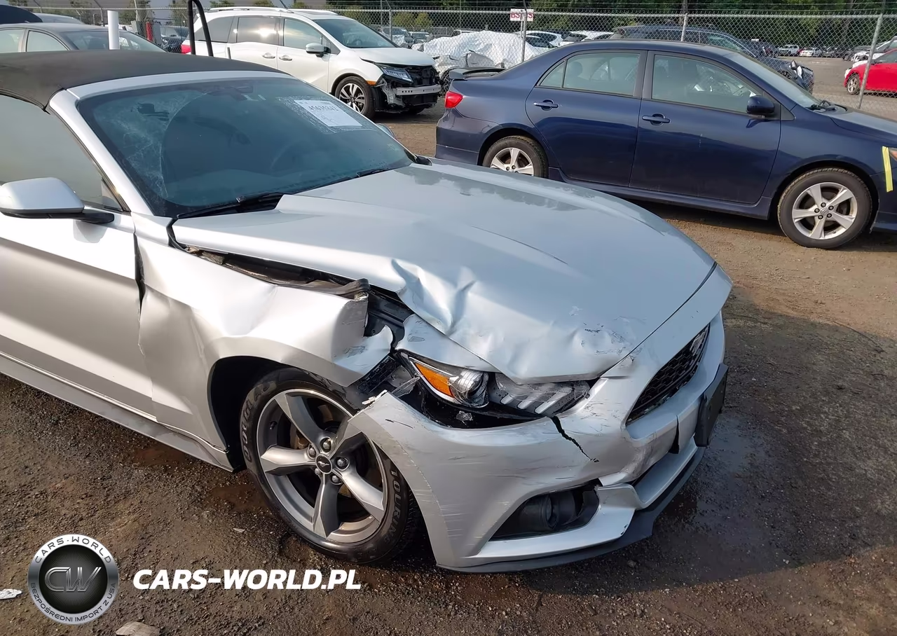 2015 Ford Mustang V6 VIN:1FATP8EM7F5332411 - 6