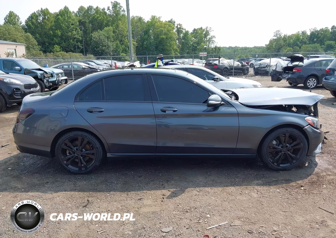 2015 Mercedes-Benz C 300 4Matic VIN:55SWF4KB1FU060232 - 13