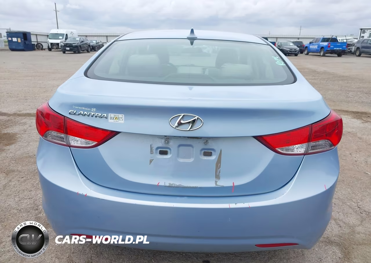 2013 Hyundai Elantra Gls VIN:KMHDH4AE9DU725327 - 16
