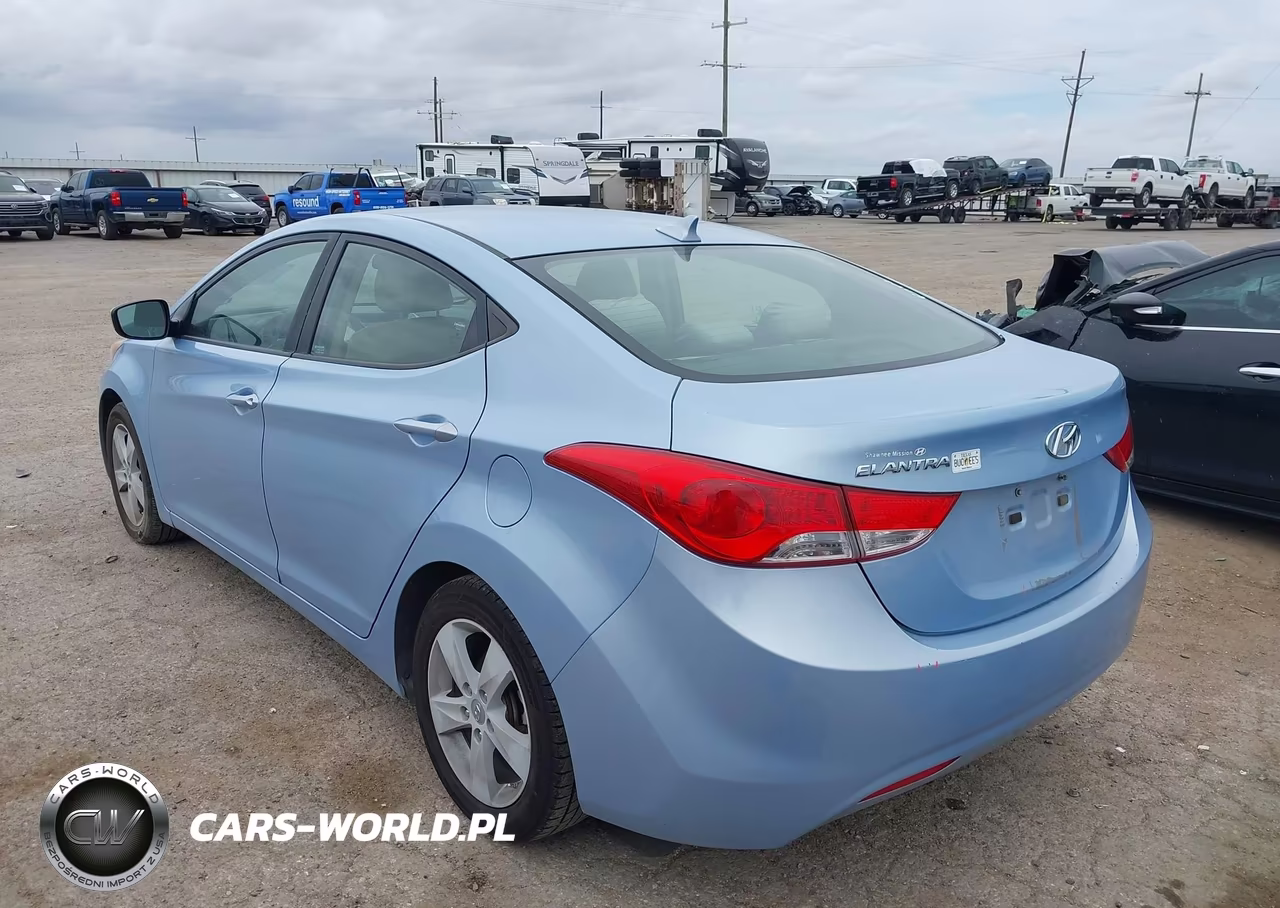 2013 Hyundai Elantra Gls VIN:KMHDH4AE9DU725327 - 3