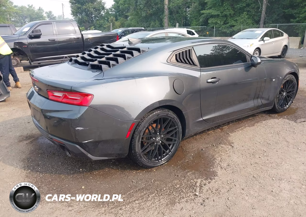 2016 Chevrolet Camaro 1Lt VIN:1G1FB1RS5G0109975 - 4