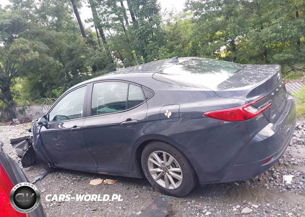 2025 Toyota Camry Le VIN:4T1DAACK3SU174525 - 14
