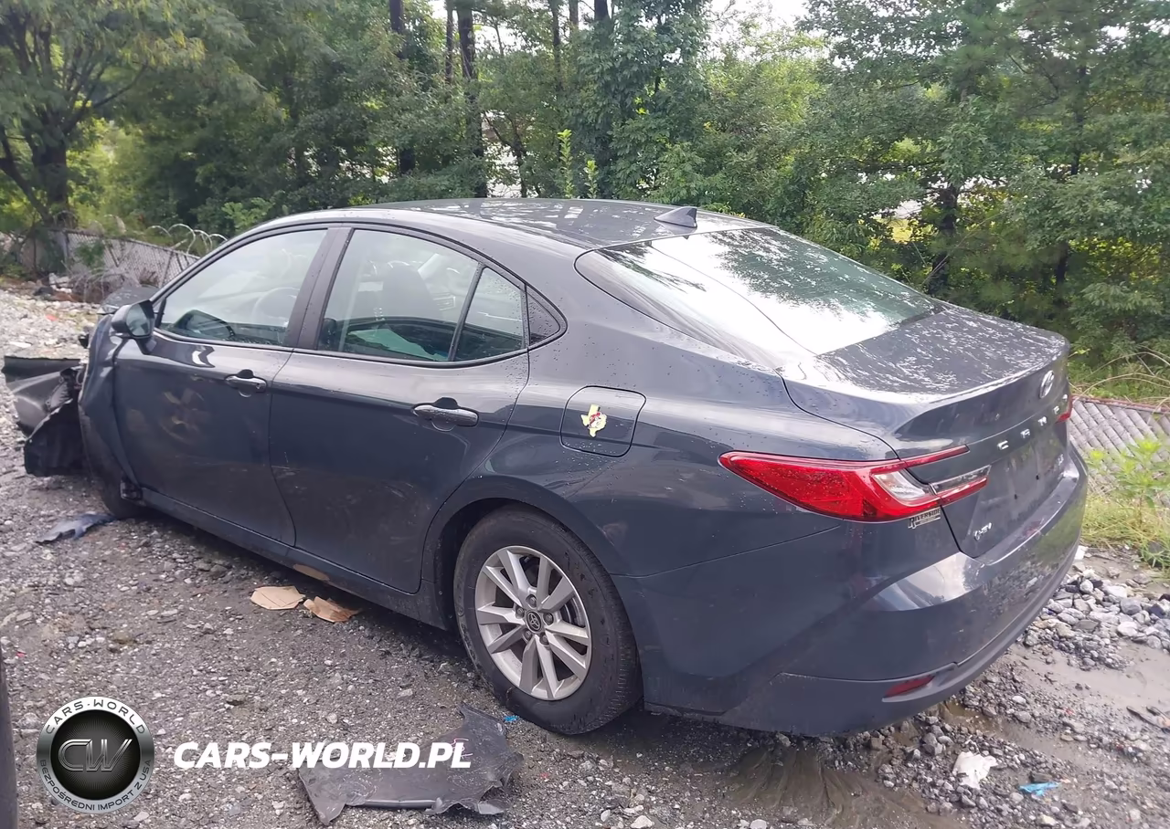 2025 Toyota Camry Le VIN:4T1DAACK3SU174525 - 3