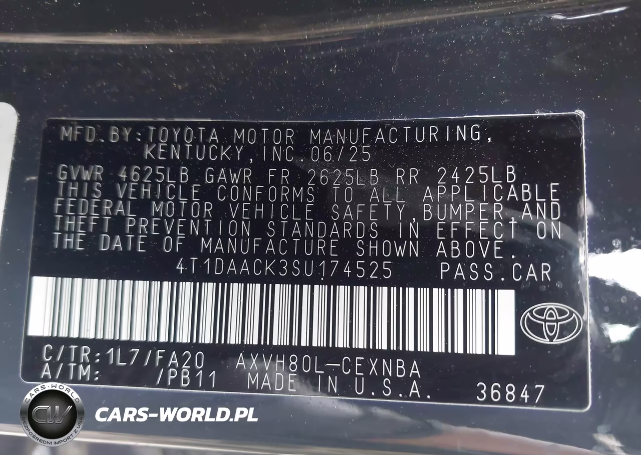 2025 Toyota Camry Le VIN:4T1DAACK3SU174525 - 9