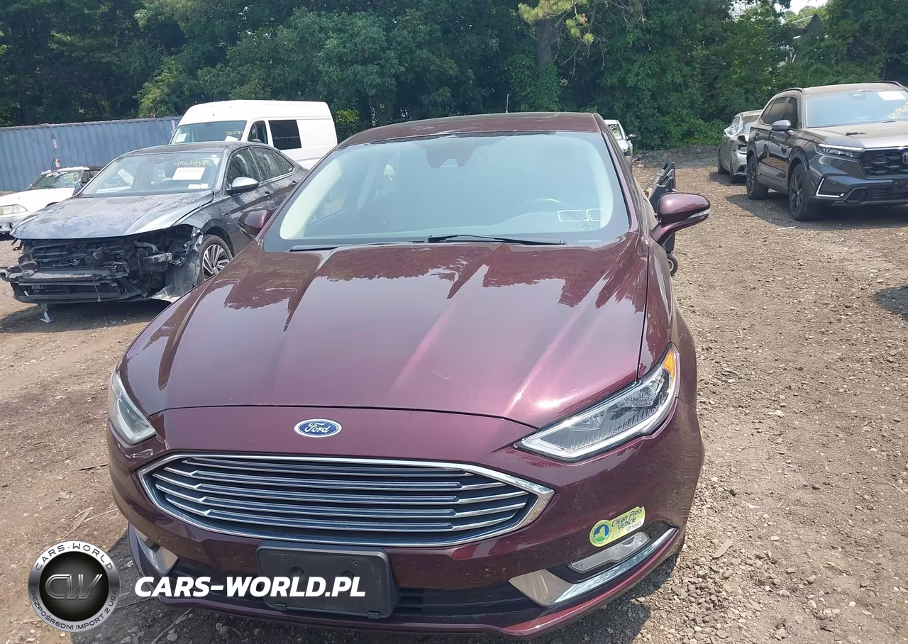 2017 Ford Fusion Energi Titanium VIN:3FA6P0SU1HR282074 - 12