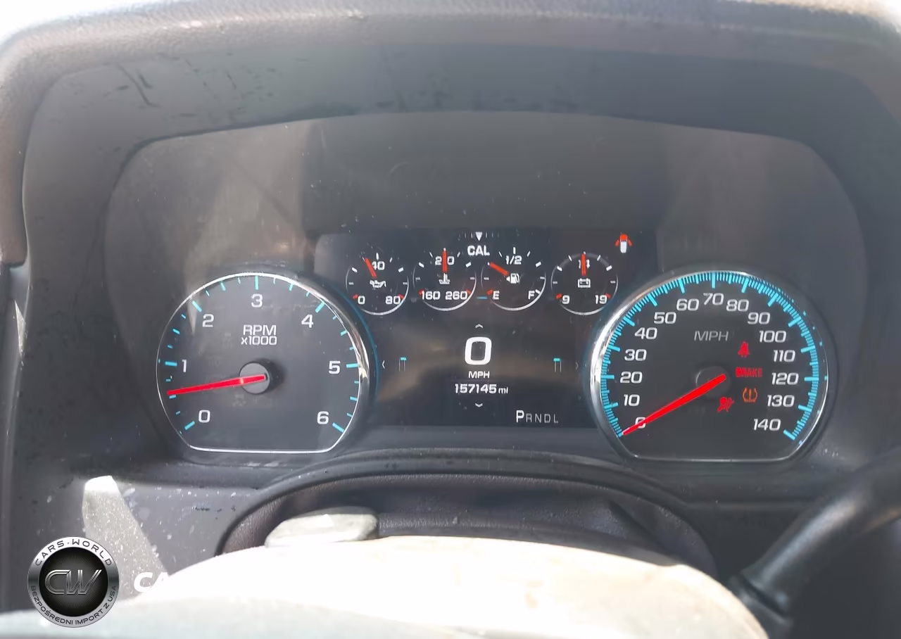 2017 Chevrolet Suburban Premier VIN:1GNSCJKC4HR343308 - 7