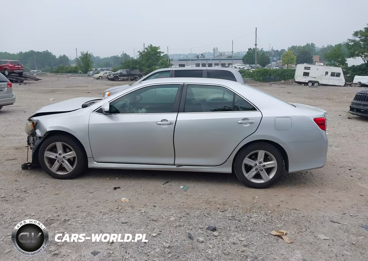 2013 Toyota Camry Se VIN:4T1BF1FK5DU297444 - 13