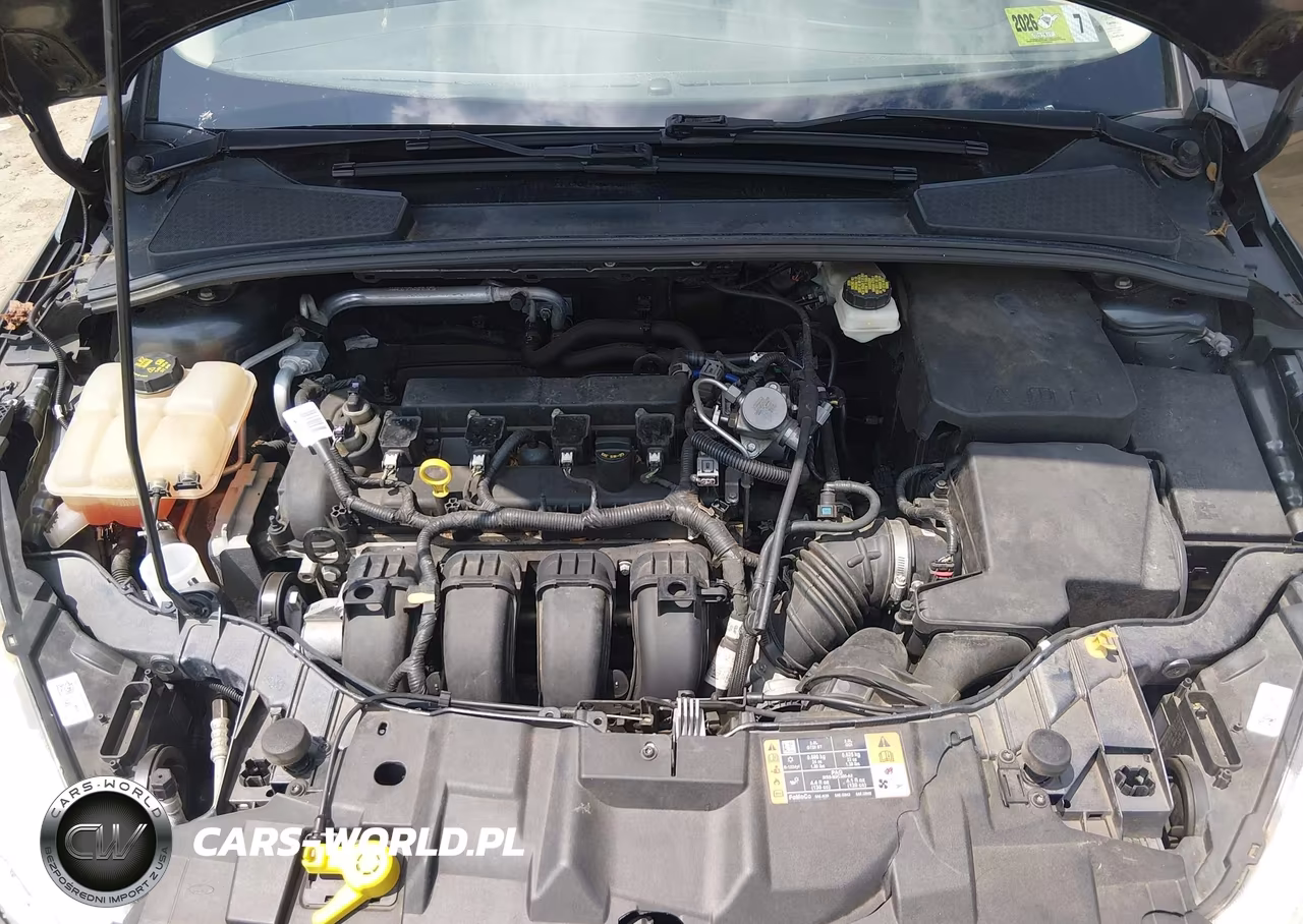 2017 Ford Focus Se VIN:1FADP3F22HL212292 - 10