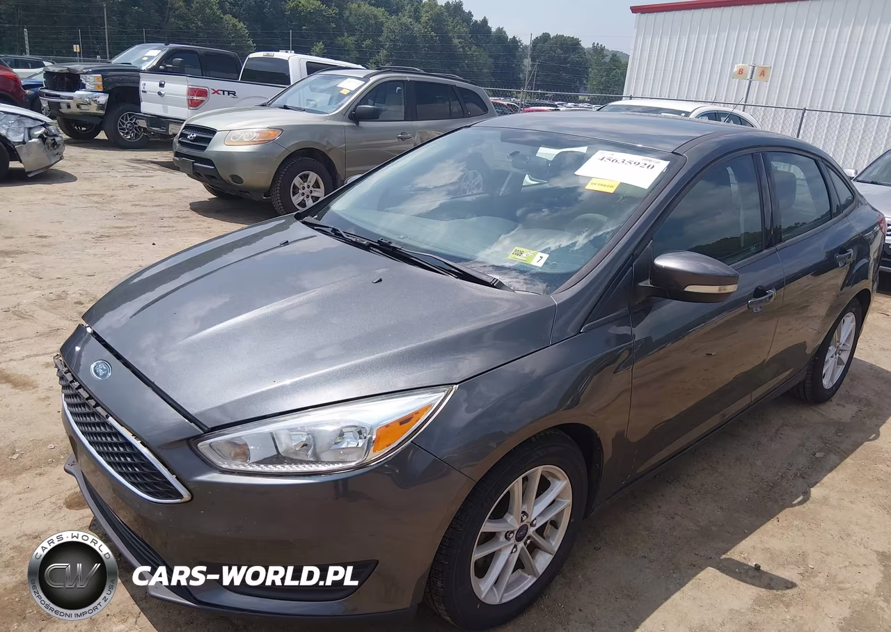 2017 Ford Focus Se VIN:1FADP3F22HL212292 - 2