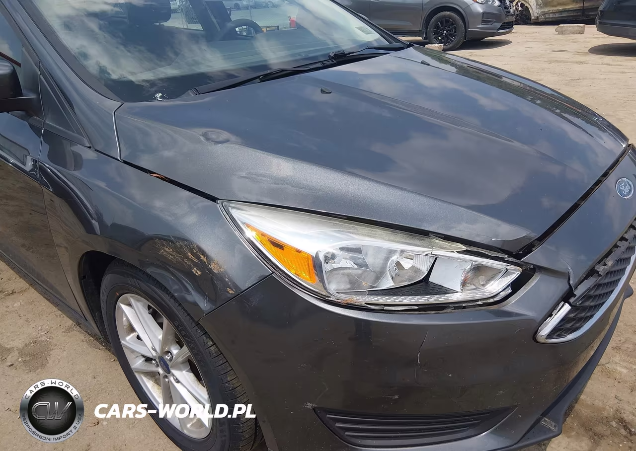 2017 Ford Focus Se VIN:1FADP3F22HL212292 - 6