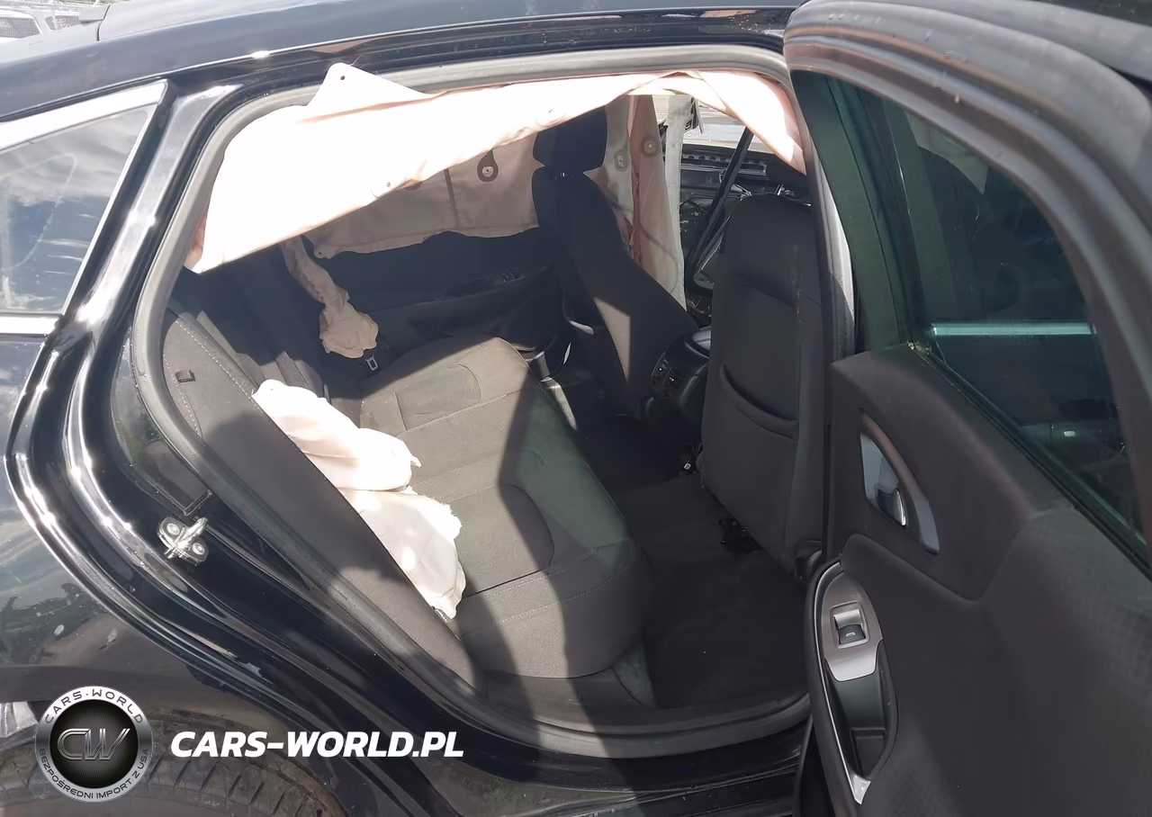 2019 CHEVROLET MALIBU LT VIN:1G1ZD5ST9KF178272 - 8