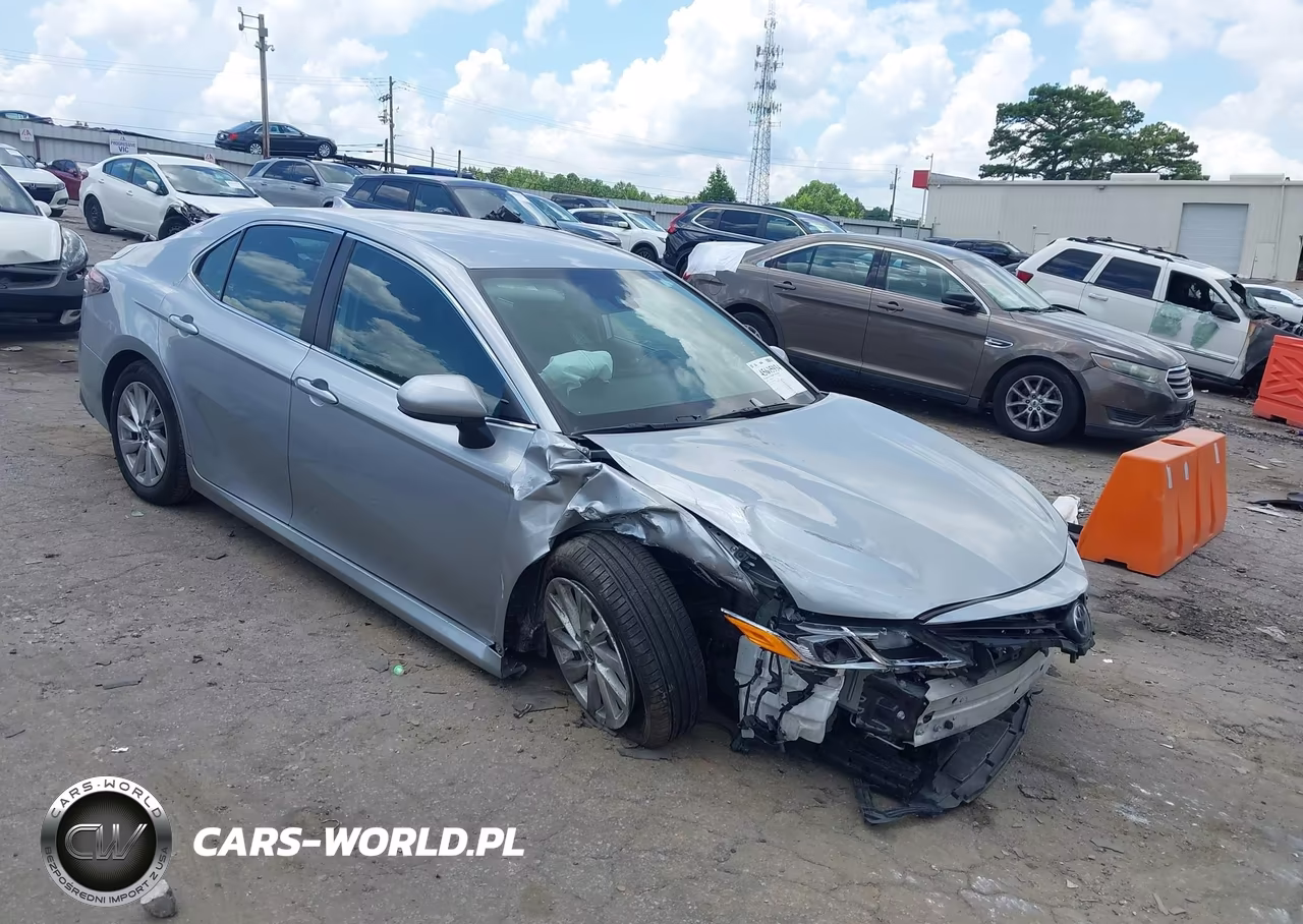 2021 Toyota Camry Le