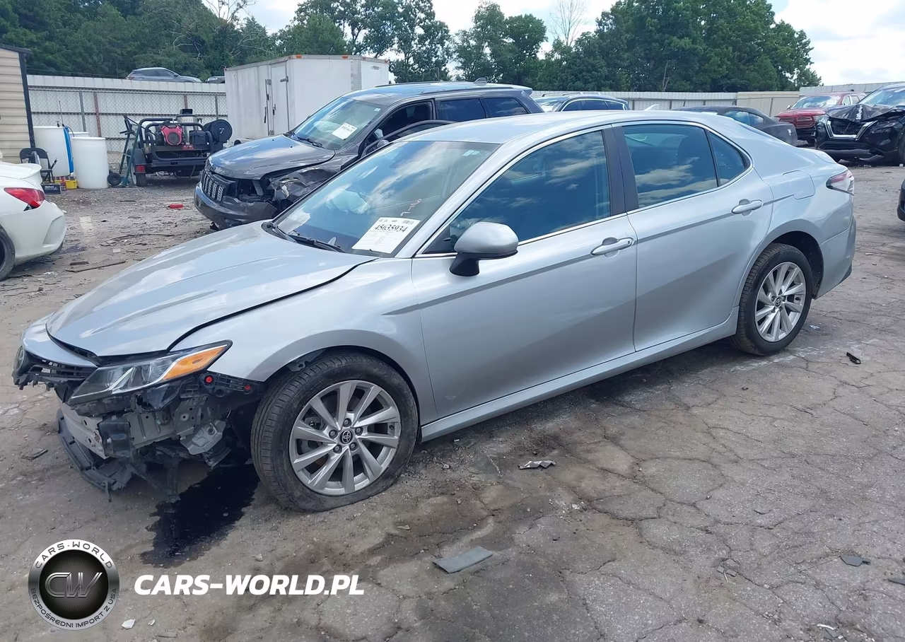 2021 Toyota Camry Le VIN:4T1C11AK3MU440417 - 2