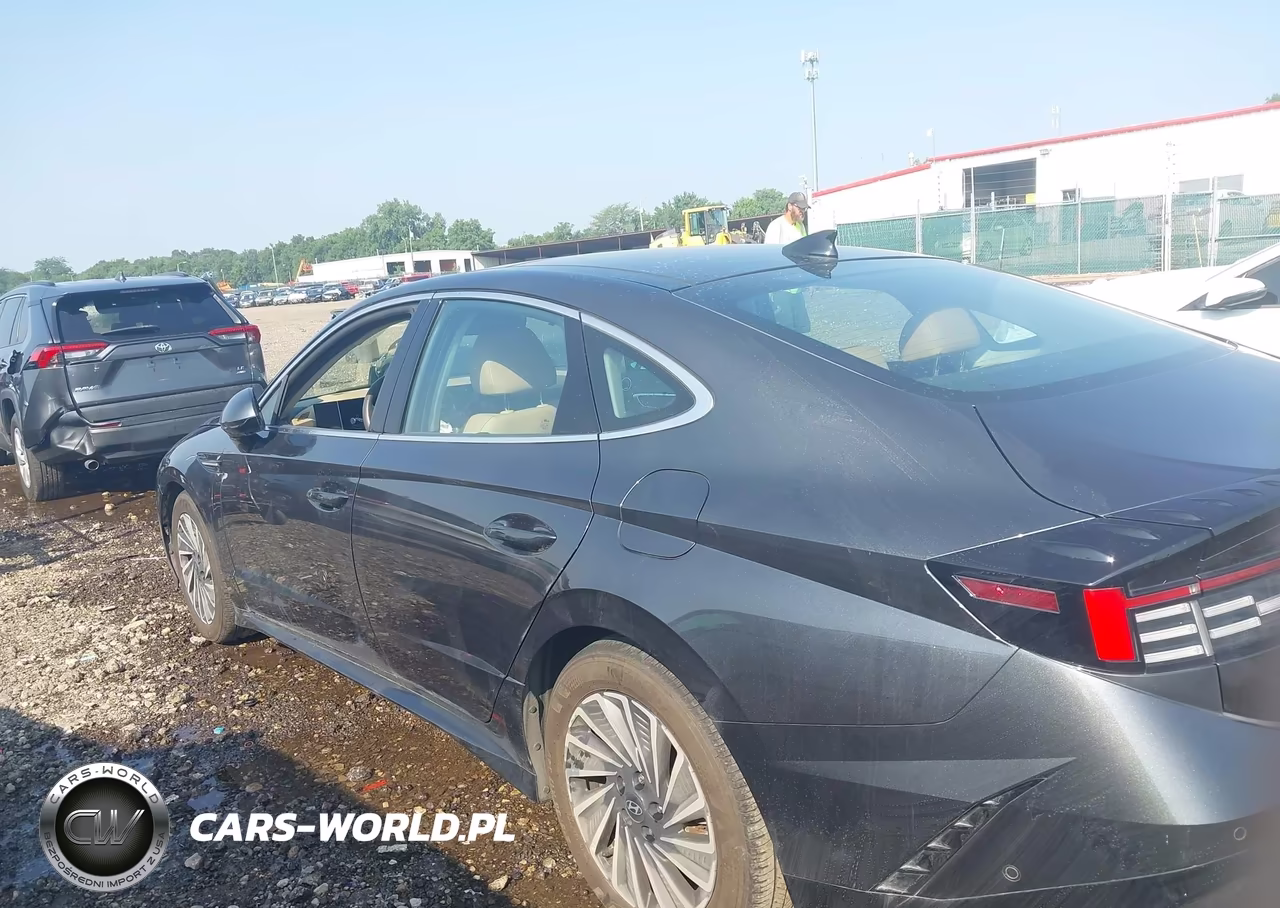 2024 Hyundai Sonata Hybrid Limited VIN:KMHL54JJ3RA091250 - 14