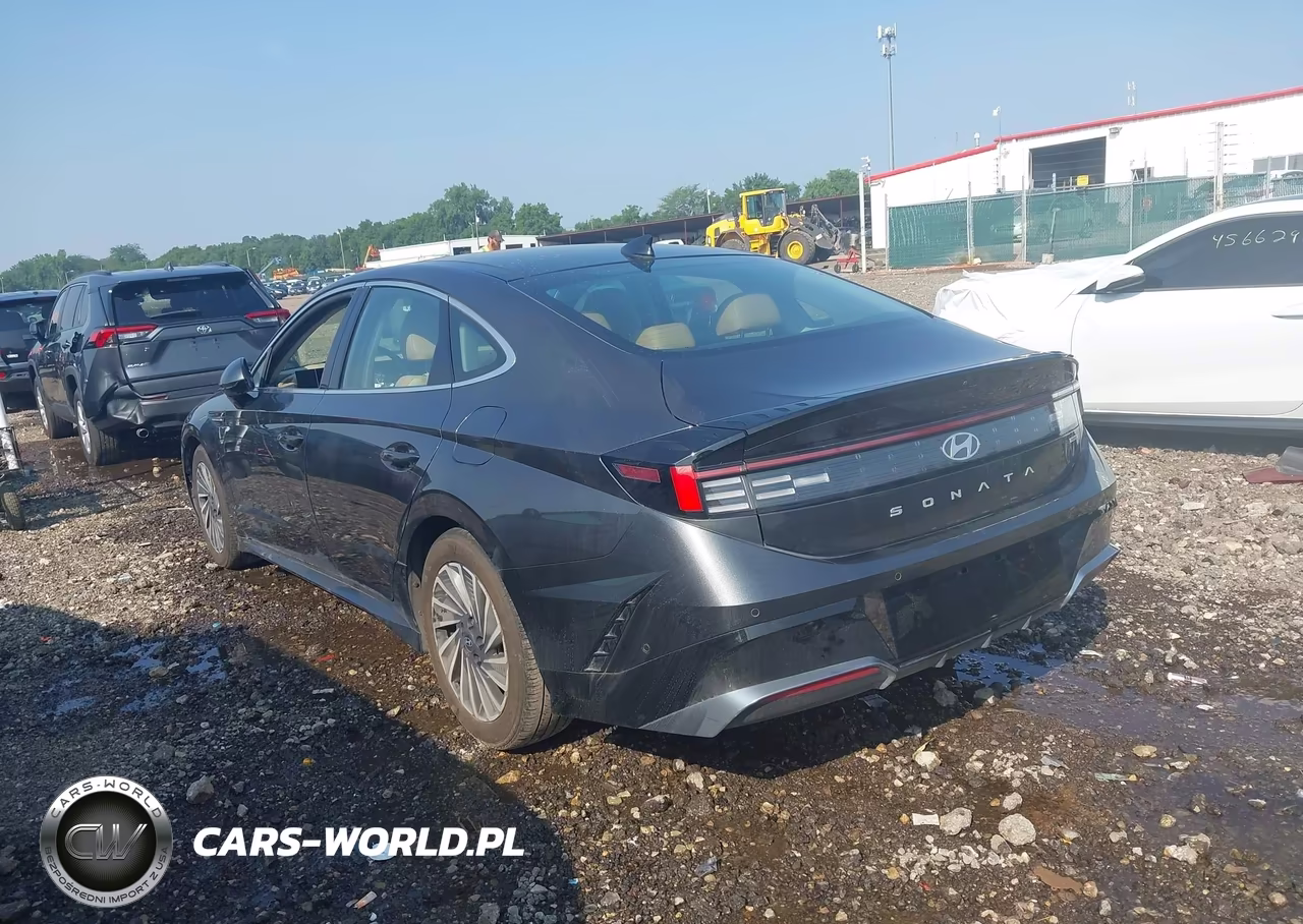 2024 Hyundai Sonata Hybrid Limited VIN:KMHL54JJ3RA091250 - 3