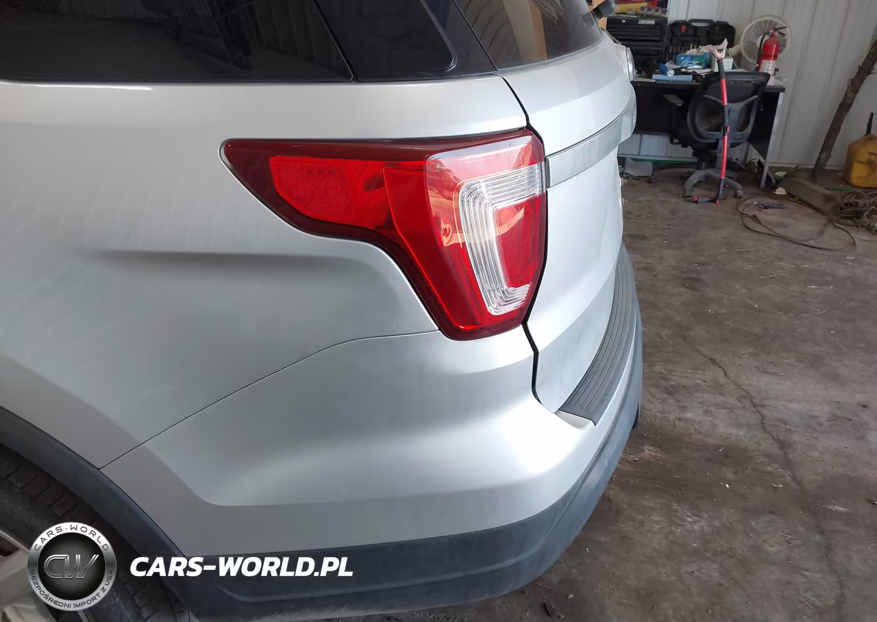 2018 Ford Explorer VIN:1FM5K8B81JGB95256 - 6