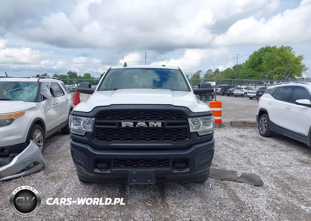 2020 Ram 2500 Tradesman 4X4 6'4 Box VIN:3C6UR5CJ2LG236844 - 14