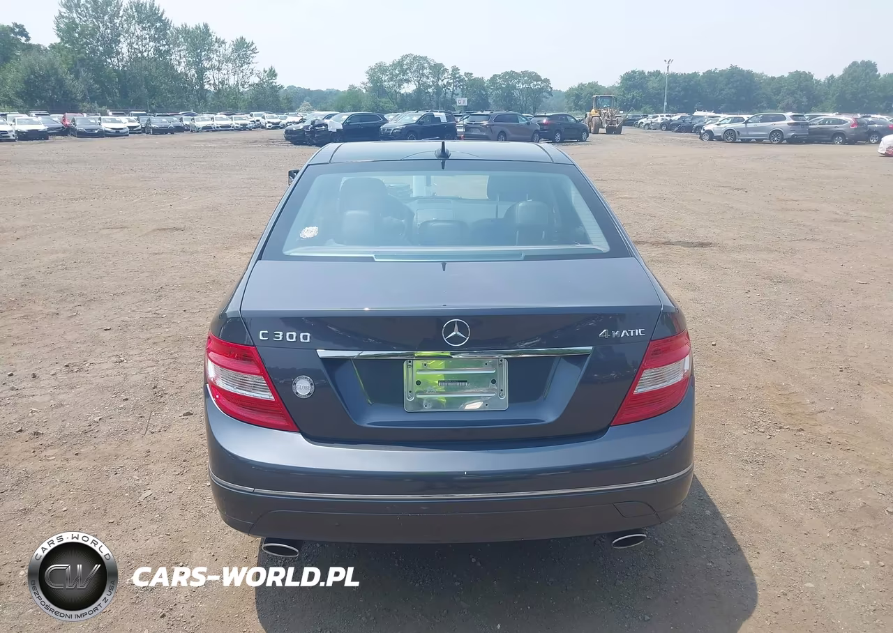 2011 Mercedes-Benz C 300 Luxury 4Matic-Sport 4Matic VIN:WDDGF8BB8BR143017 - 16