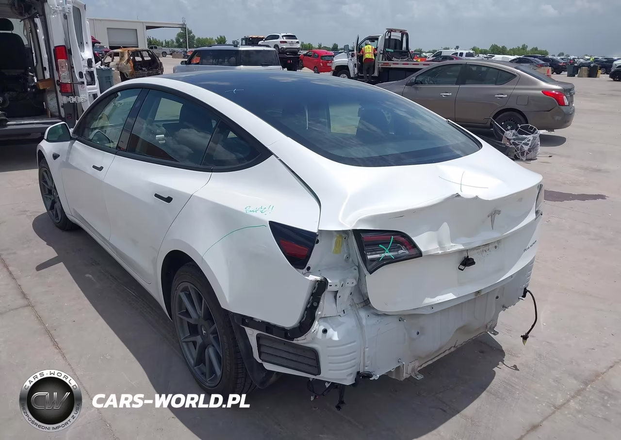 2022 Tesla Model 3 Long Range Dual Motor All-Wheel Drive VIN:5YJ3E1EB3NF134668 - 3