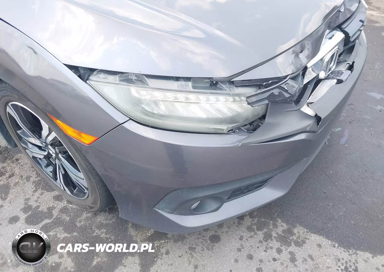 2017 Honda Civic Touring VIN:2HGFC1F90HH635242 - 18