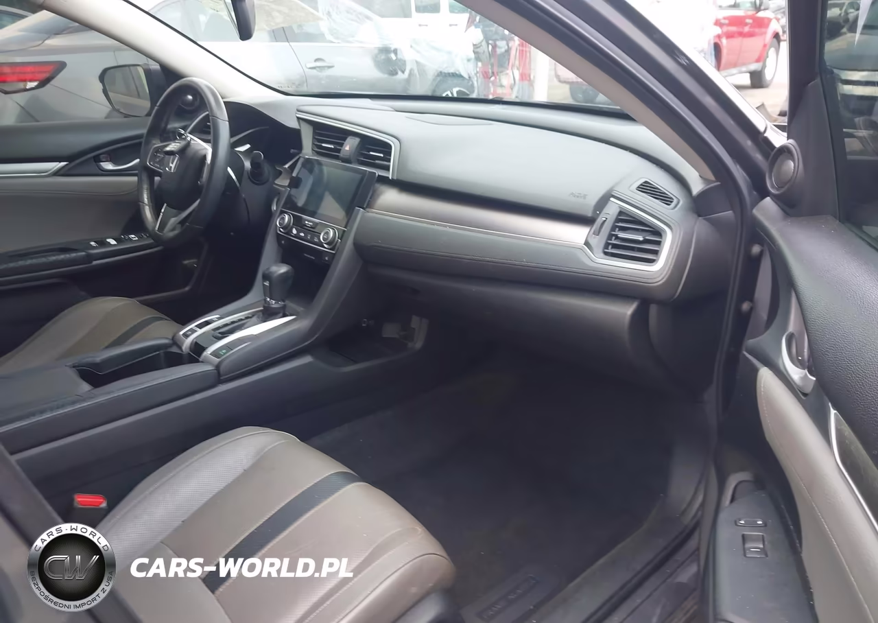2017 Honda Civic Touring VIN:2HGFC1F90HH635242 - 5