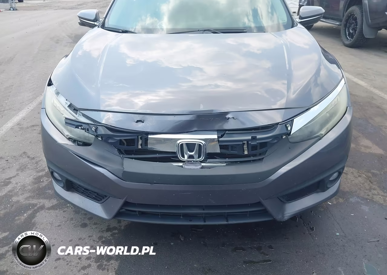 2017 Honda Civic Touring VIN:2HGFC1F90HH635242 - 6