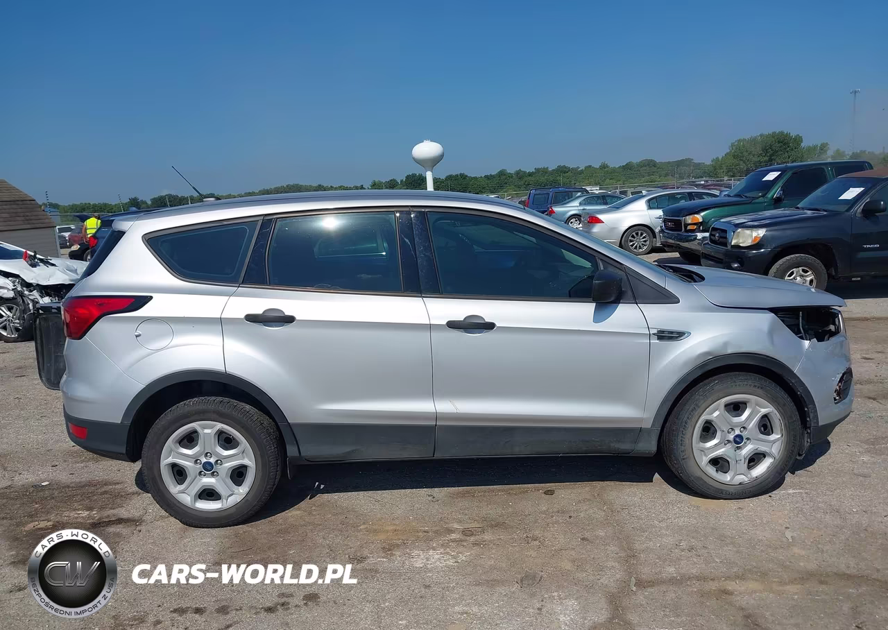 2019 Ford Escape S VIN:1FMCU0F71KUA78963 - 13
