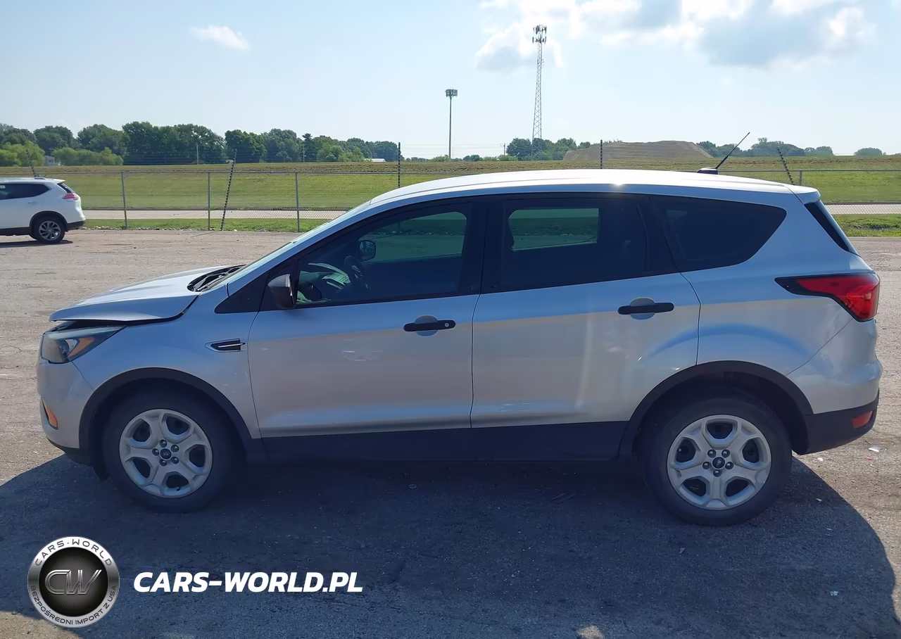 2019 Ford Escape S VIN:1FMCU0F71KUA78963 - 14