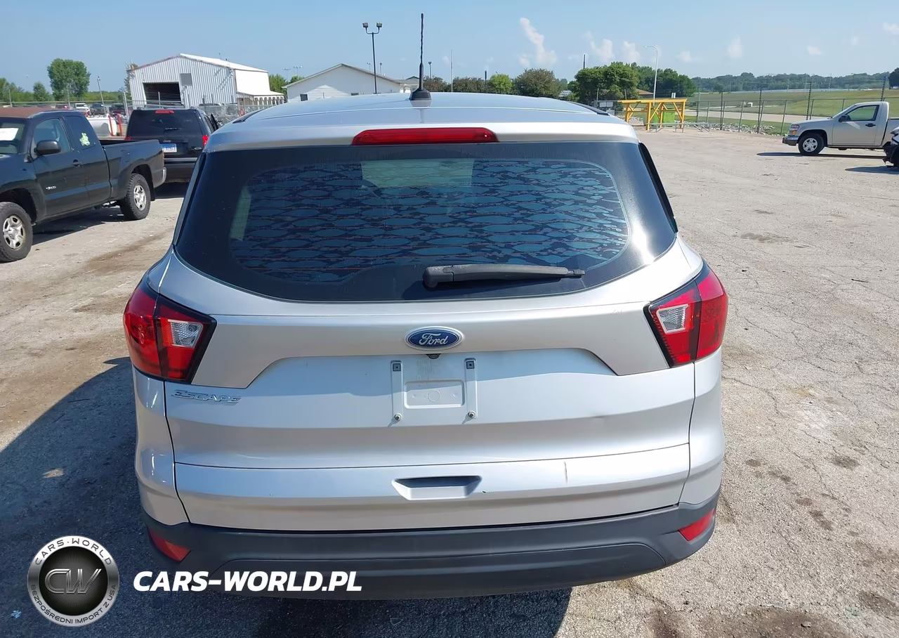 2019 Ford Escape S VIN:1FMCU0F71KUA78963 - 16