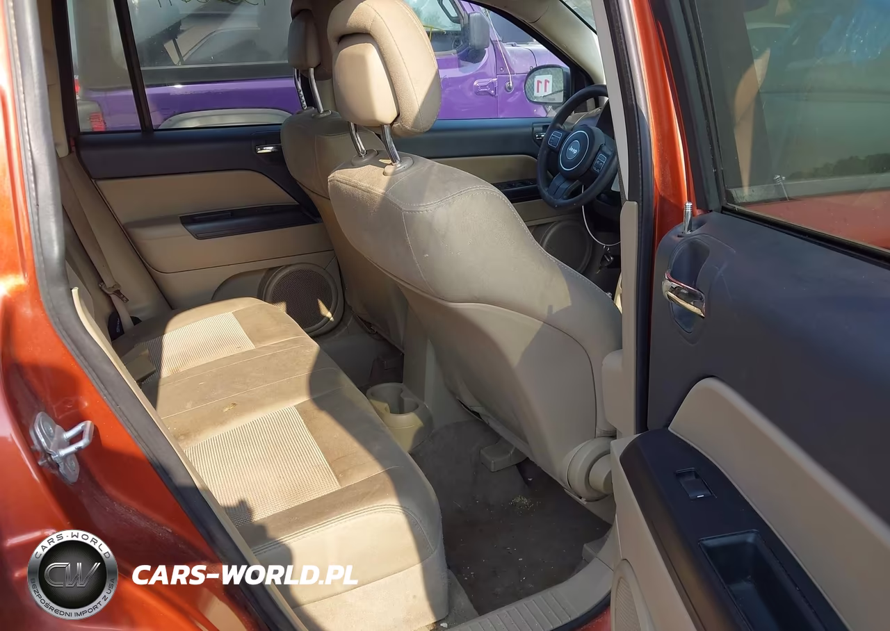 2012 Jeep Compass Sport VIN:1C4NJDBB9CD567622 - 8