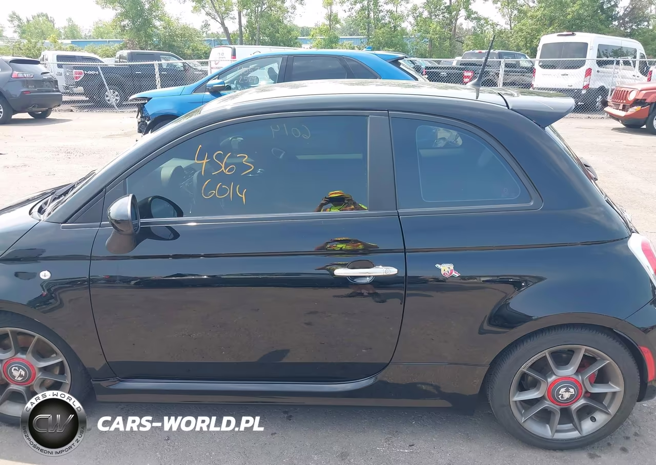 2015 Fiat 500 Abarth VIN:3C3CFFFH7FT590614 - 14