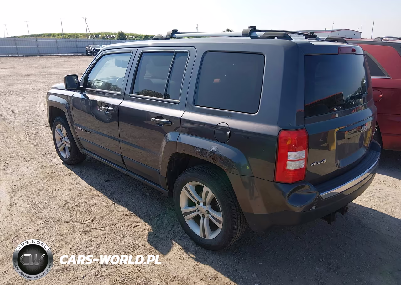 2014 Jeep Patriot Limited VIN:1C4NJRCB1ED928324 - 3