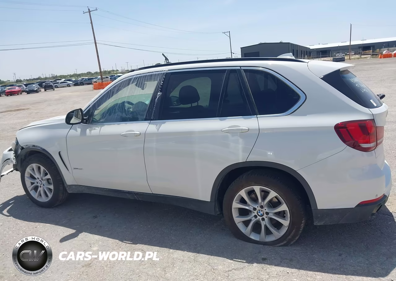 2016 BMW X5 xDrive35I VIN:5UXKR0C53G0P24988 - 15