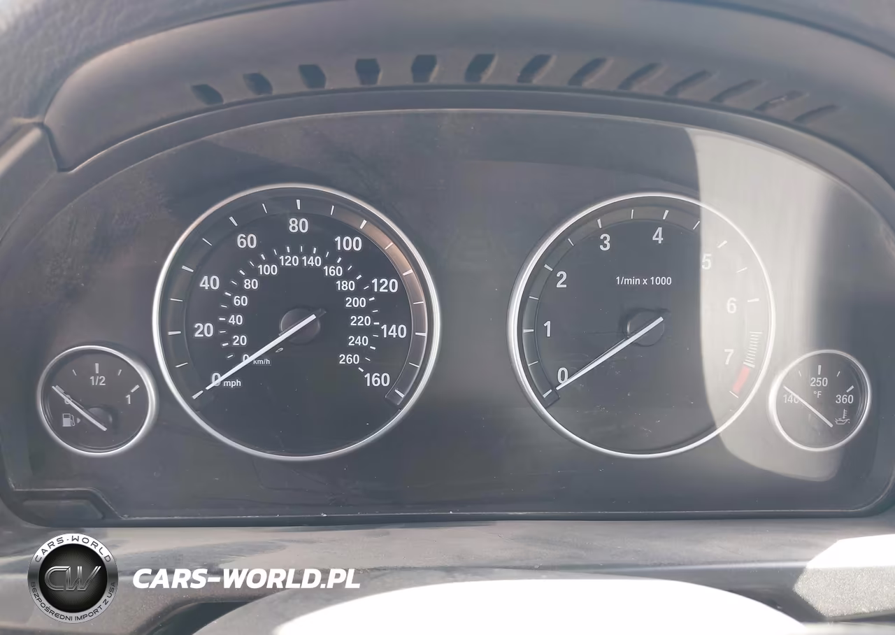 2016 BMW X5 xDrive35I VIN:5UXKR0C53G0P24988 - 16
