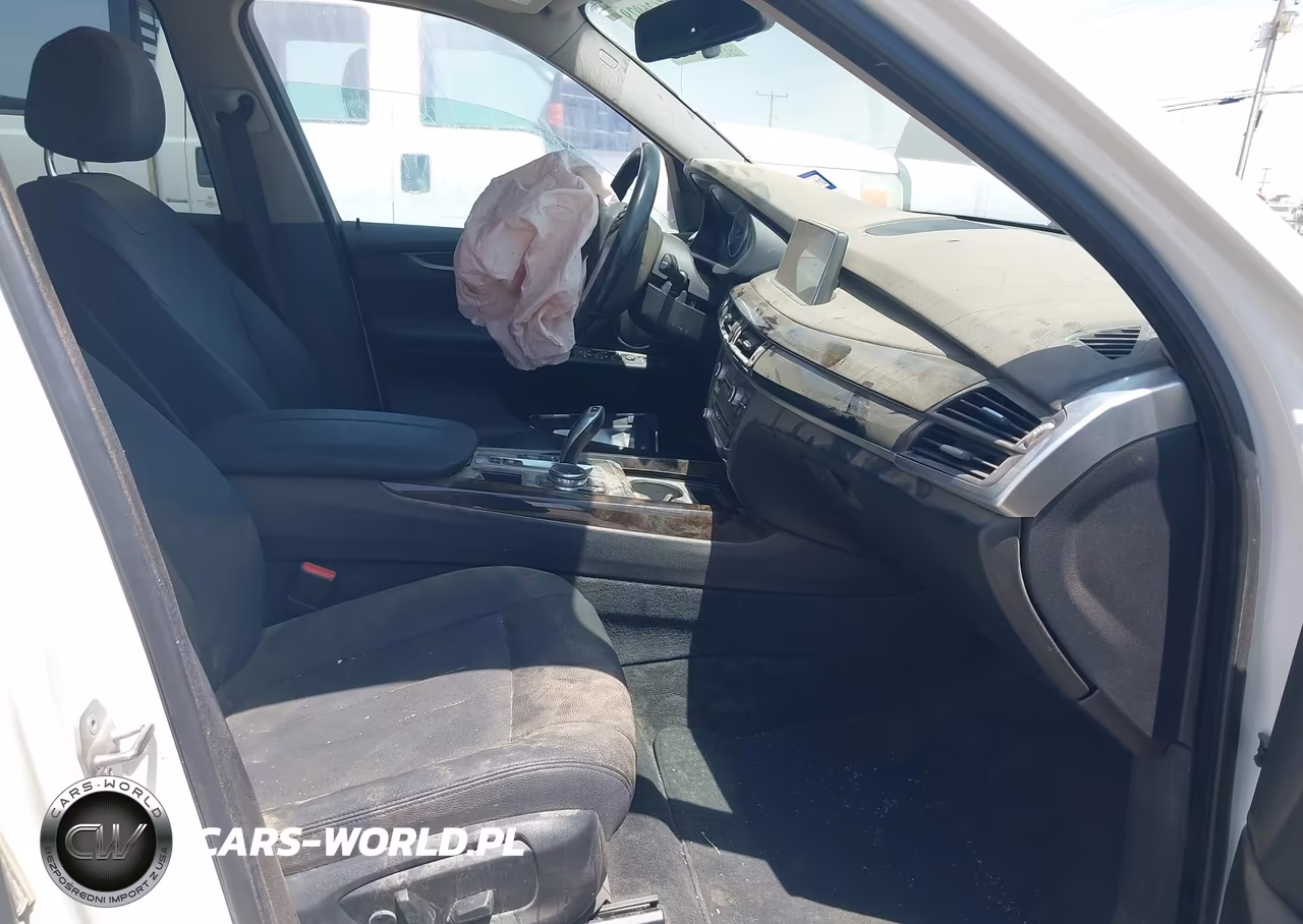 2016 BMW X5 xDrive35I VIN:5UXKR0C53G0P24988 - 5