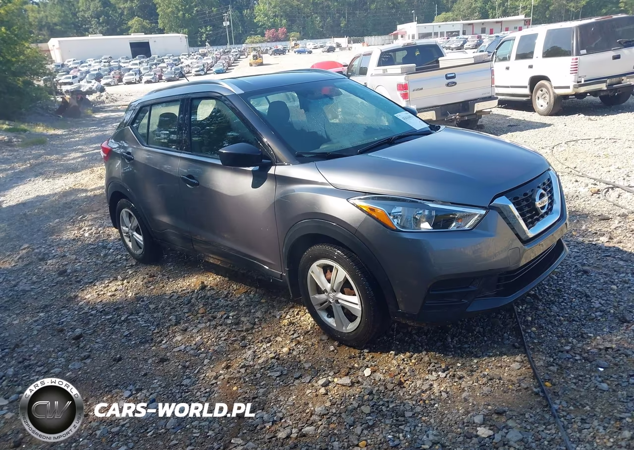 2018 Nissan Kicks S