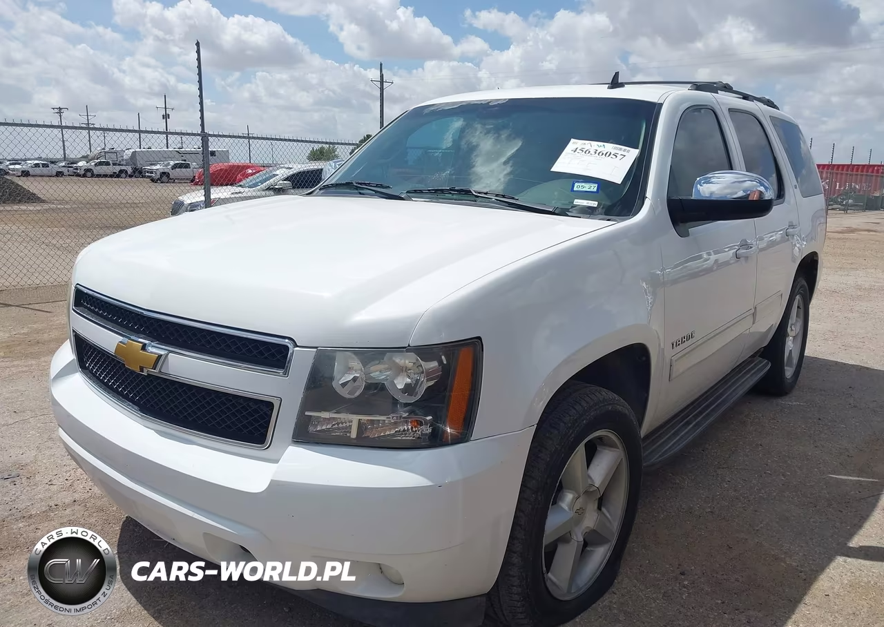 2013 Chevrolet Tahoe Lt VIN:1GNSCBE05DR296842 - 2