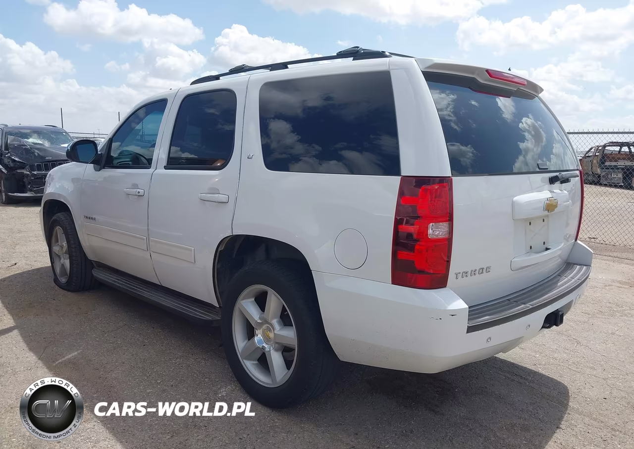 2013 Chevrolet Tahoe Lt VIN:1GNSCBE05DR296842 - 3