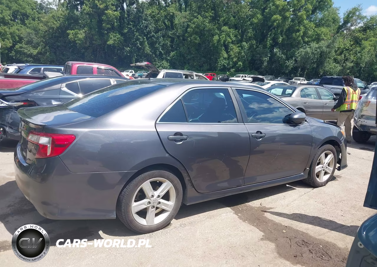 2014 Toyota Camry Se VIN:4T1BF1FK3EU836659 - 14