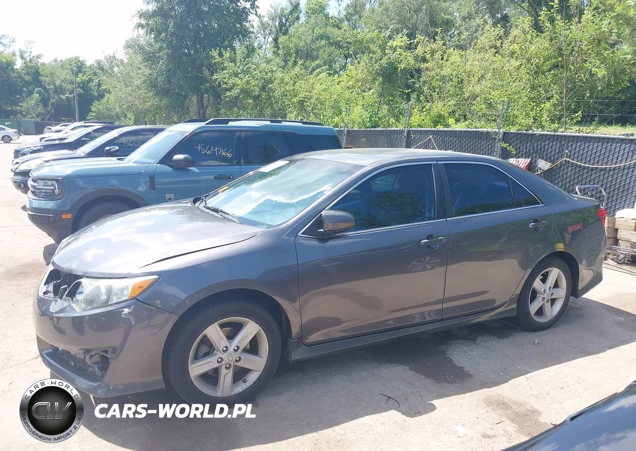 2014 Toyota Camry Se VIN:4T1BF1FK3EU836659 - 15