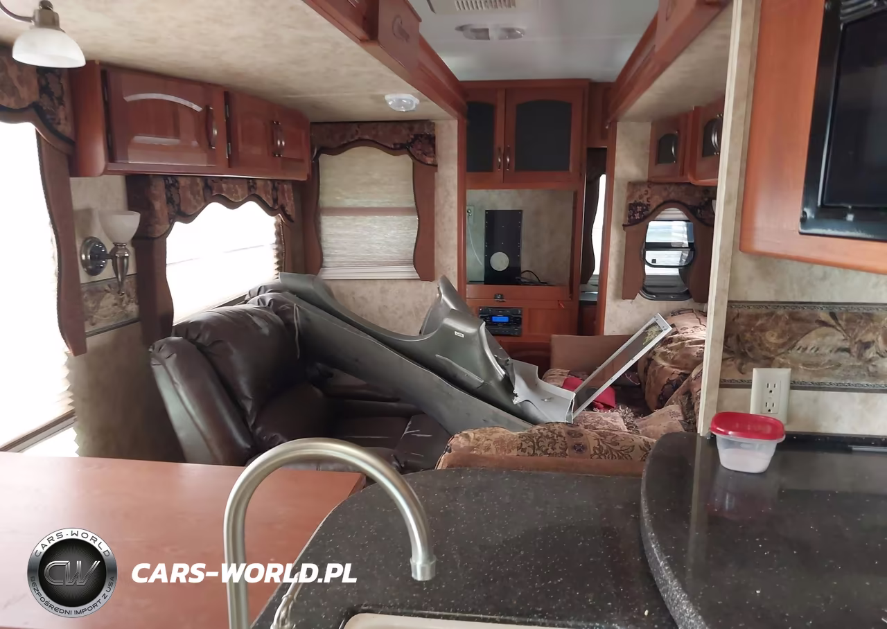 2012 Keystone Cougar VIN:4YDF3272XC2500399 - 8