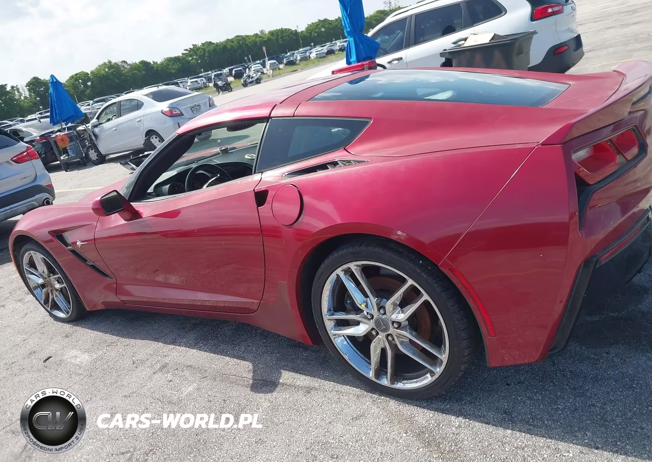 2015 Chevrolet Corvette Stingray Z51 VIN:1G1YK2D76F5124794 - 15