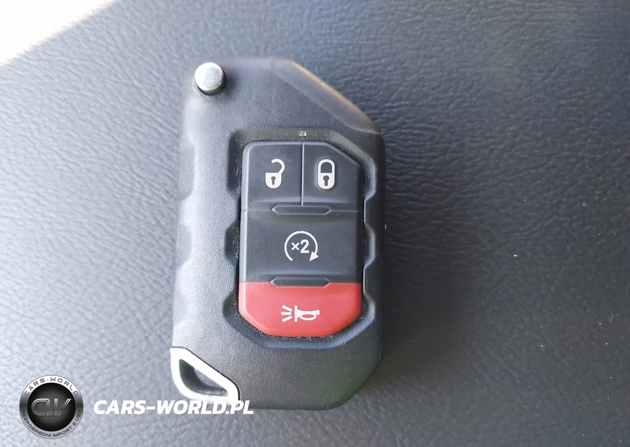 2019 Jeep Wrangler Unlimited Sahara Altitude 4X4 VIN:1C4HJXEN7KW661697 - 11