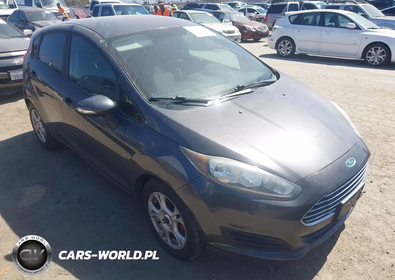 2015 Ford Fiesta Se – zdjęcie 1 z 12
